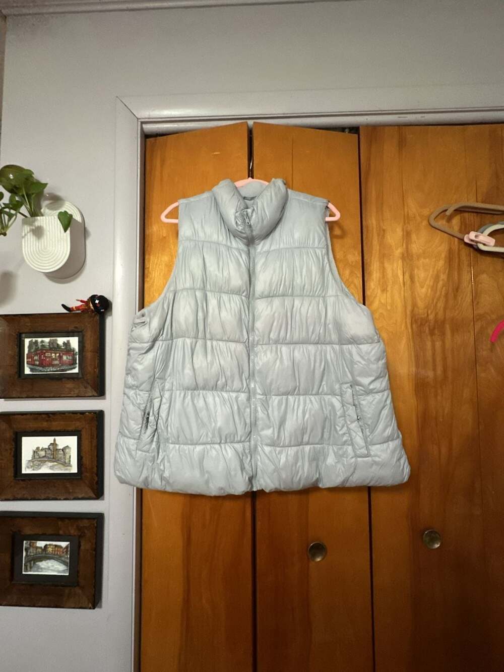Old Navy Puffer Vest Size XXL Light Gray Fleece Lined Zip Up
